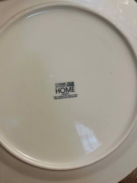 Photo of free White dinner set (L19) #4