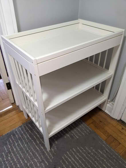 Photo of free changing table (Washington Heights near GWB) #1