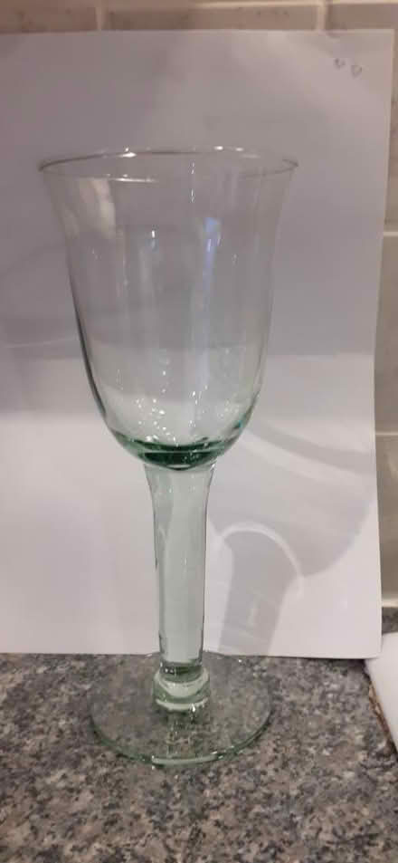 Photo of Recycled green glass wine glass (Mansfield NG19) #3