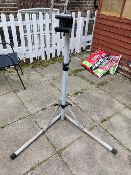Photo of free Stand (Stockwell SW9) #1