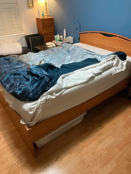 Photo of free Nearly New Serta Mattress, Full Bed (River Rd / North Rd) #3