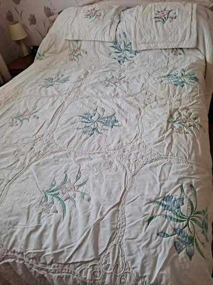 Photo of free King size bedspreads (GU14) #1
