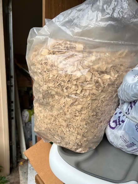 Photo of free Pet hay and bedding (Falls Church) #4