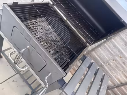 Photo of free Large coal bbq (IP2) #1