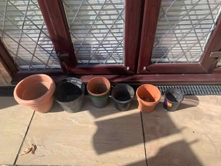 Photo of free Pots (DA9) #2