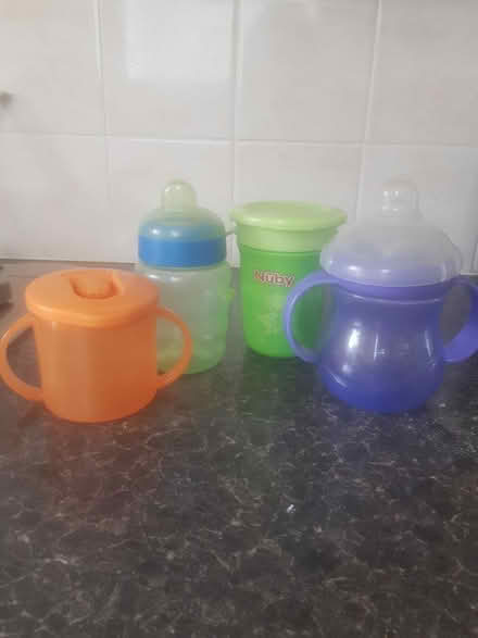 Photo of free toddler beakers (Welling DA16) #1