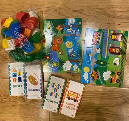 Photo of free Kids’ puzzles, books & soft blocks (BR7) #1