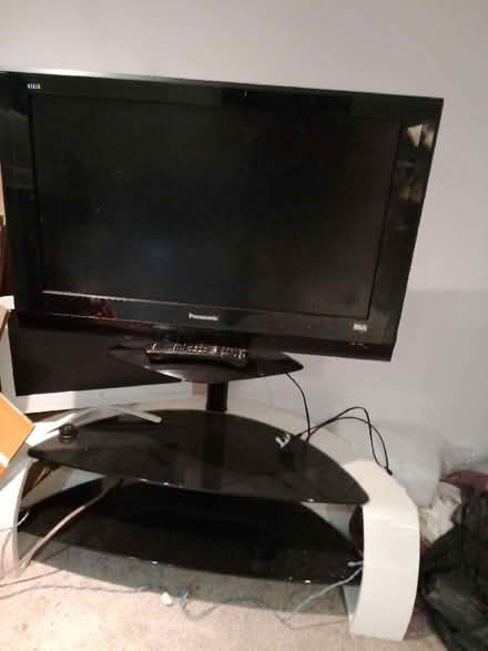 Photo of free Panasonic 32" TV with glass stand (Hertford SG13) #1