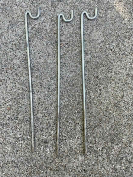 Photo of free metal holders (Walnut Creek/Pleasant Hill) #1