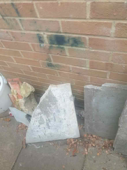 Photo of free Curb stones and hardcore (Bracknell RG12) #1