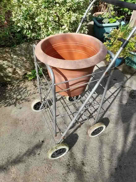 Photo of free Trolley (for outside?) - Free, in functional condition (Bradford on Avon BA15) #4