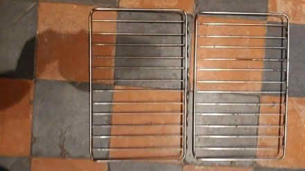 Photo of free Oven racks and baking tray (Crookesmoor S10) #2