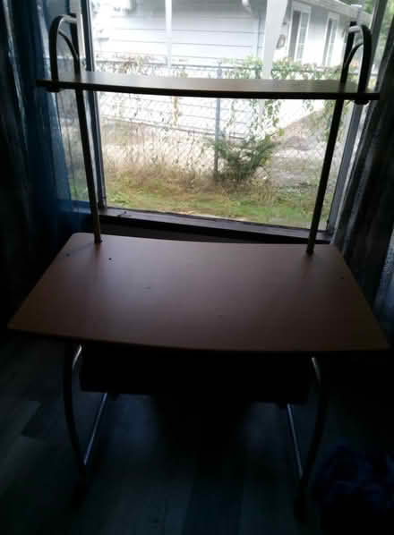 Photo of free Computer desk with drawer (Shoreline) #1
