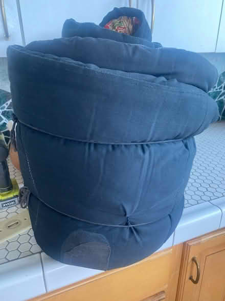 Photo of free Sleeping bag (Bernal Heights) #2