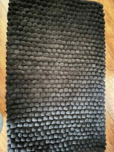 Photo of free Black Bath Mat from Dunelm (AL10) #2