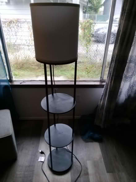 Photo of free 3 tier lamp (Shoreline) #1