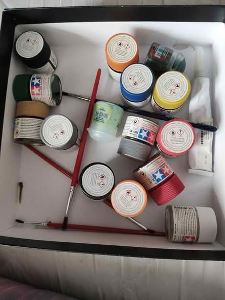 Photo of free Model paints with brushes (Stratford) #1