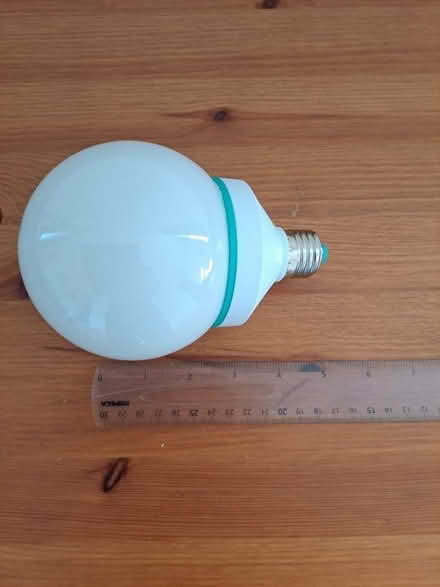 Photo of free Long life energy saving lamps/bulbs (Scriven HG5) #1