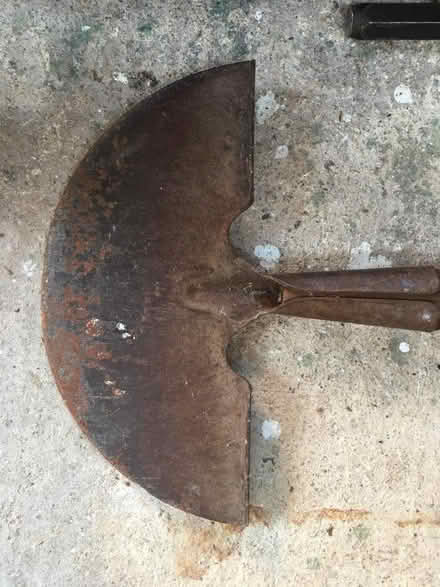 Photo of free Lawn Edger (Camden) #1