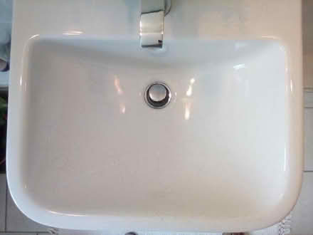 Photo of free Bathroom basin, pedestal & taps (High Hurstwood TN22) #3