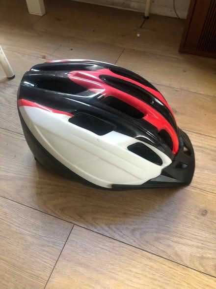 Photo of free Bicycle helmet (Green Lanes N4) #4