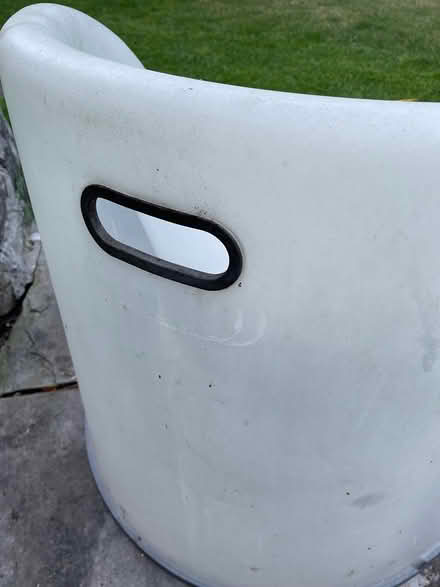 Photo of free outdoor club chair (Neyagawa river glen, oakville.) #2