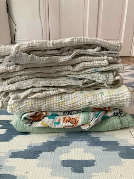 Photo of free Muslins (Shepperton TW17) #1