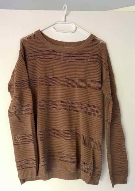 Photo of free Brown jumper size S/6 (Elephant and castle SE1) #1