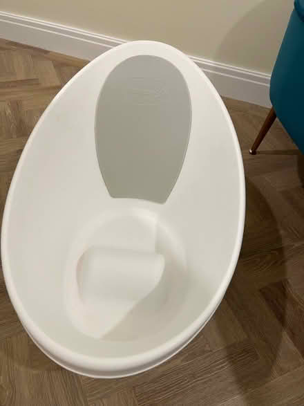 Photo of free Shnuggle Baby Bath Tub (Brooklands, M23) #1