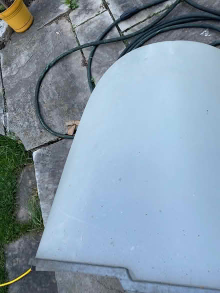 Photo of free outdoor club chair (Neyagawa river glen, oakville.) #3