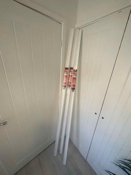Photo of free X3 new packs of coving (IP32) #1