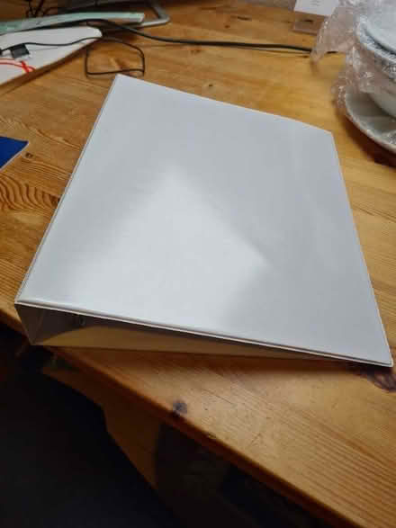 Photo of free A4 4-ring ringbinder (Caversham RG4) #1
