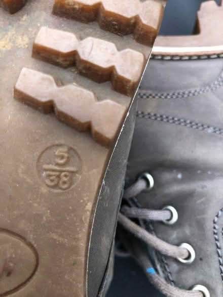 Photo of free Size 5 (euro 38) Office boots (Park street, AL2) #3
