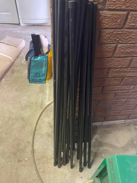 Photo of free 1m poles (Spital) #1