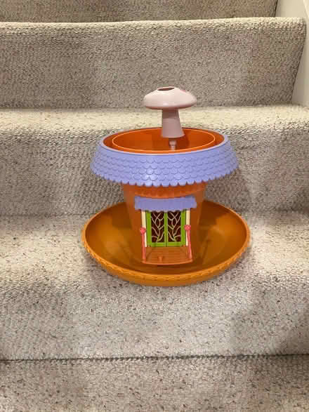 Photo of free Cute flower planter (Olney) #2