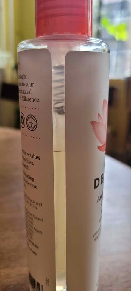 Photo of free Derma-E Anti Wrinkle Cleanser (Washington Heights) #2