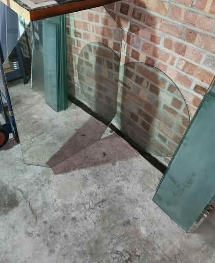 Photo of free Octagonal mirror (Canary Wharf E14) #1
