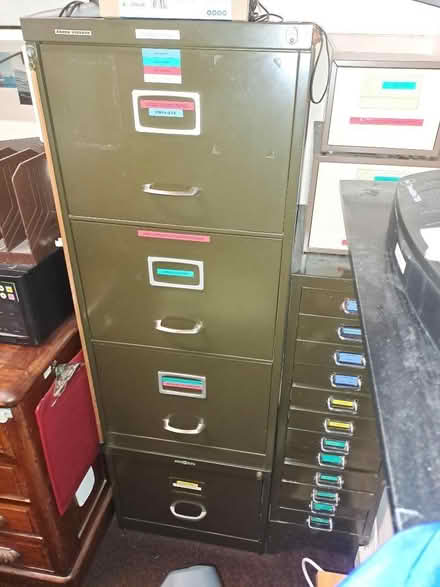 Photo of free 4 drawer filing cabinet (Llangwstenin LL28) #1