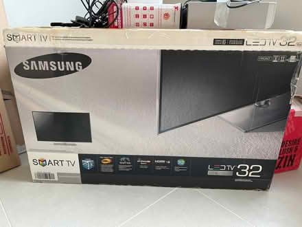 Photo of free Samsung TV 32 inch (Newcourt EX2) #1