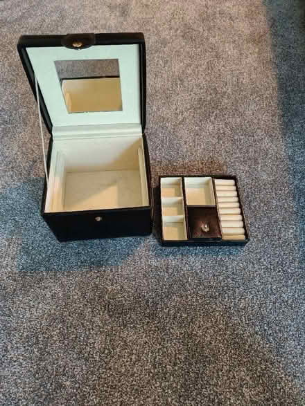 Photo of free Jewelry box (Hove BN3) #1