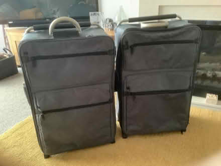 Photo of free IT lightweight suitcases (Mickleover DE3) #1