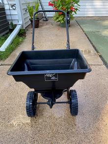 Photo of free Fertilizer Spreader (Highland Park Area) #1