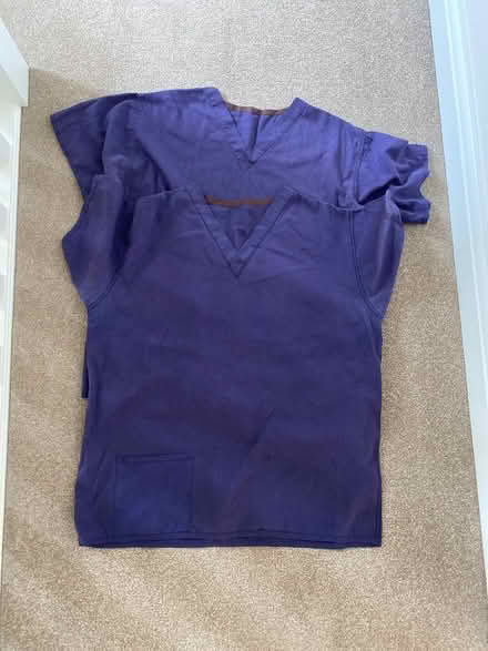 Photo of free X2 medium sized scrub tops (Letchworth SG6) #1