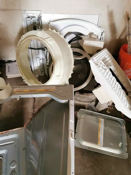 Photo of free Older GE Washer and dryer for parts (Vanier north) #3