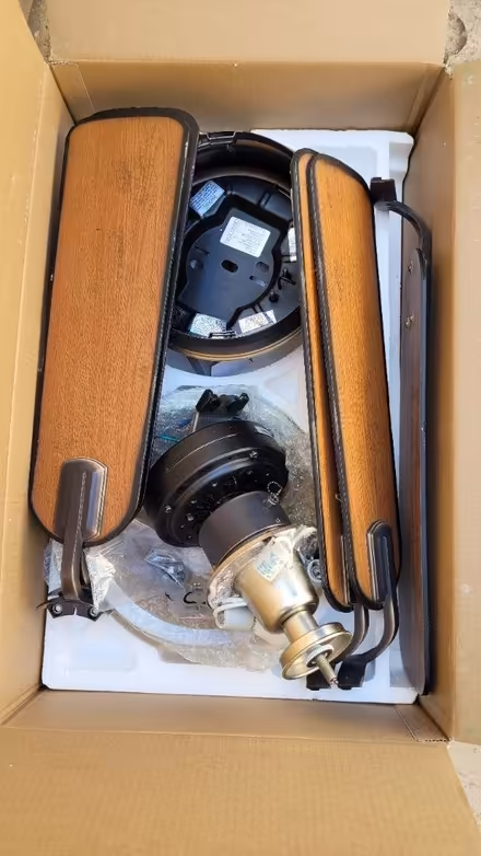 Photo of free Ceiling fan (Agoura Hills) #1