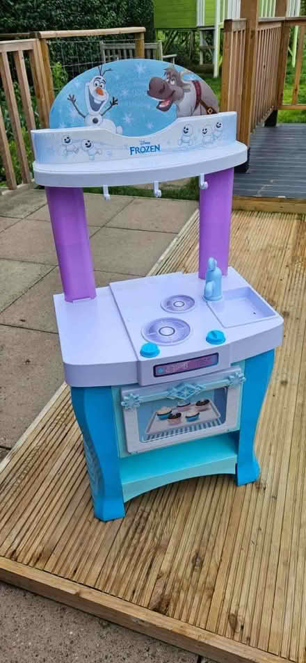 Photo of free Frozen play kitchen (Clungunford CP SY7) #1