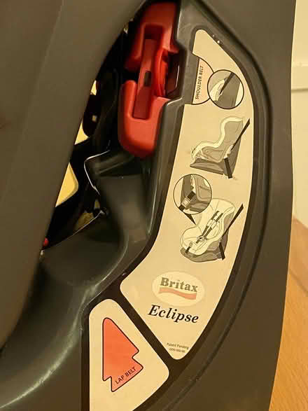 Photo of free Car seat 9 - 18 kg (ME16 - Allington) #3