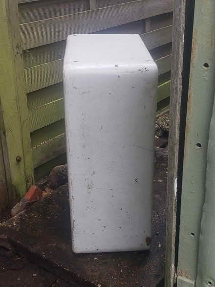 Photo of free old sink (Hampreston BH21) #1