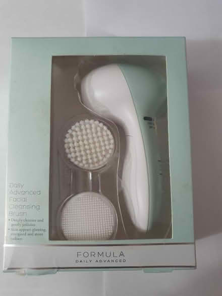 Photo of free Facial cleansing brush (Beckton E6) #1