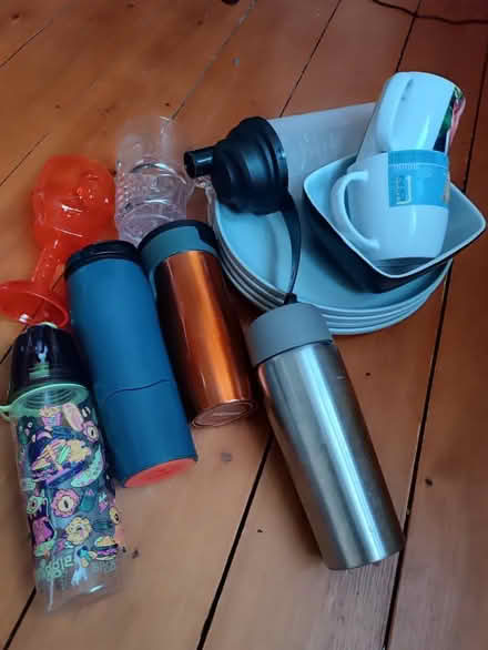Photo of free Cups etc (Muirend G43) #2